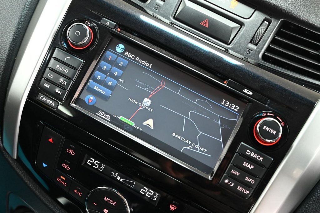 Used Nissan Navara 2017 for sale - 78149234: Photo 5