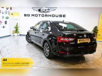 Used Skoda Superb 2016 for sale - 75340945: Photo