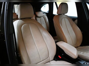 Used BMW X1 2015 for sale - 77250079: Photo