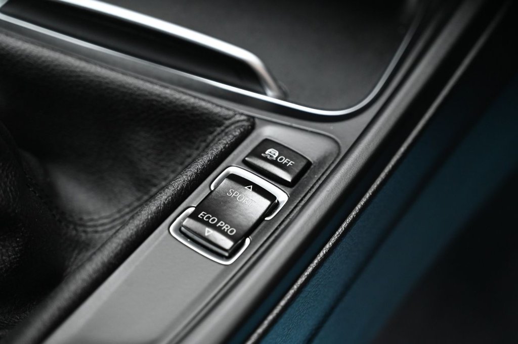 Used BMW 3 Series 2017 for sale - 77621149: Photo 13