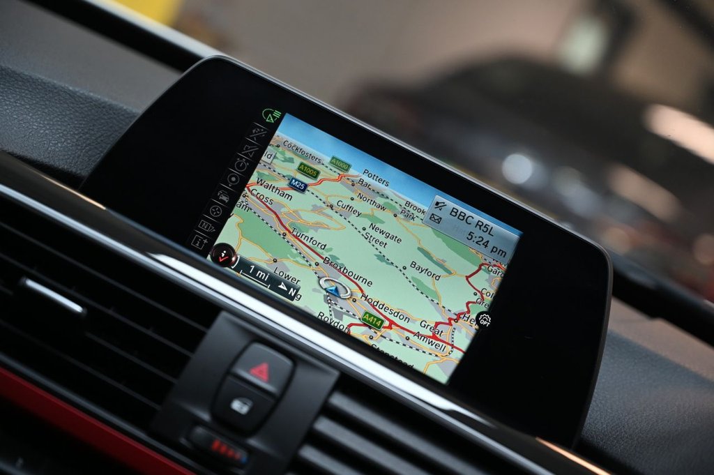 Used BMW 3 Series 2017 for sale - 77621149: Photo 5