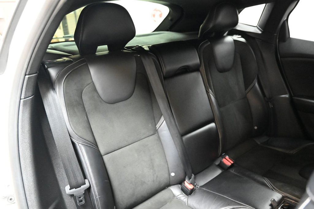 Used Volvo V40 2015 for sale - 76788075: Photo 19