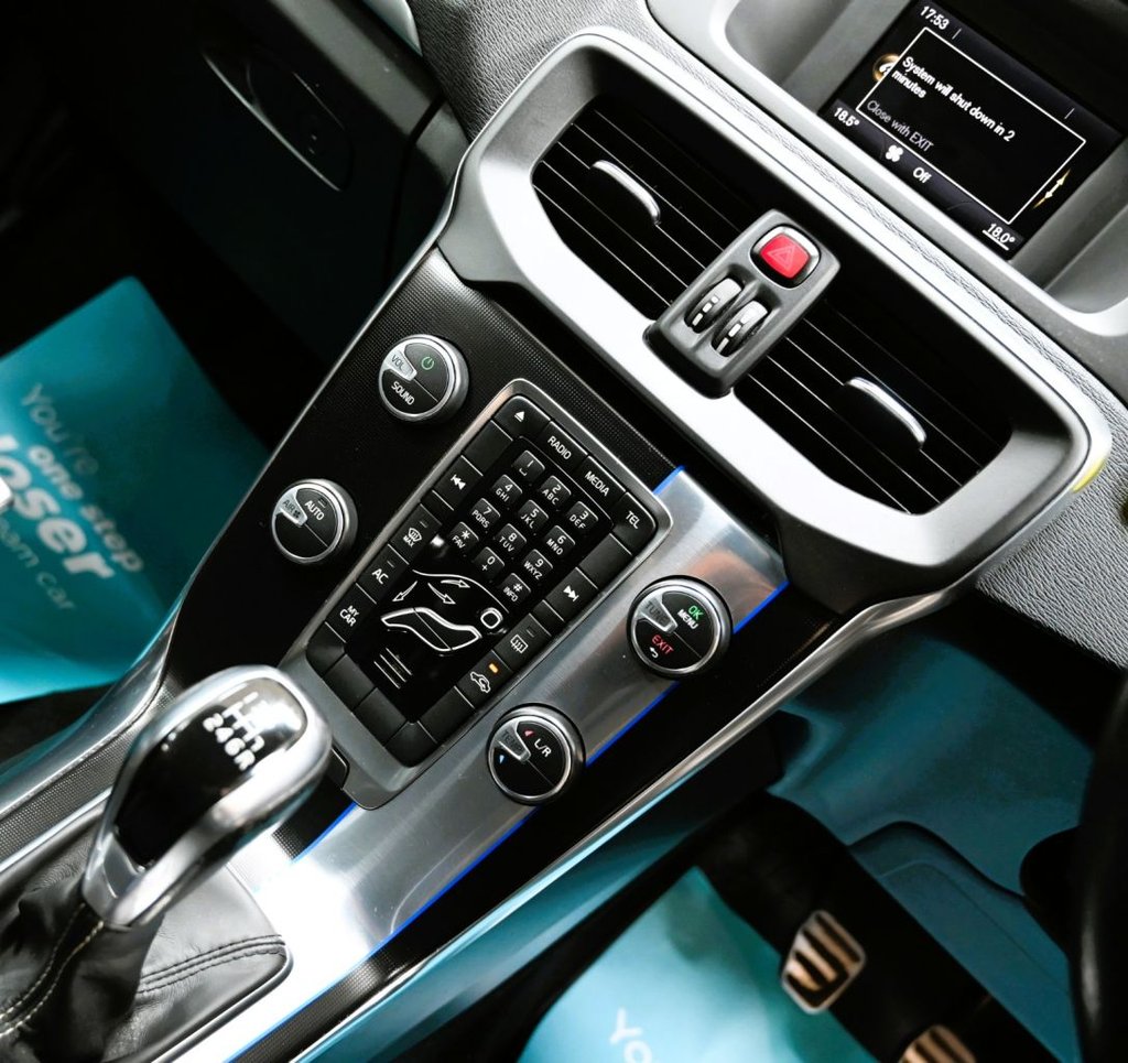 Used Volvo V40 2015 for sale - 76788075: Photo 22