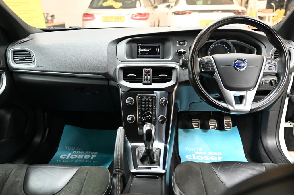 Used Volvo V40 2015 for sale - 76788075: Photo 3