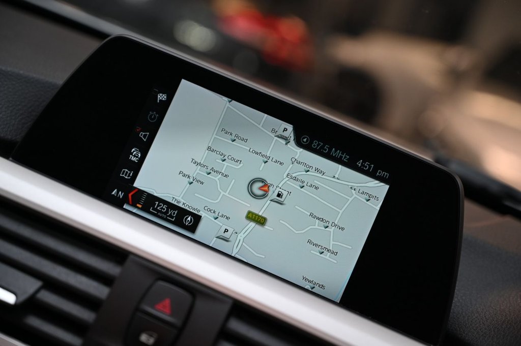 Used BMW 3 Series 2018 for sale - 77360121: Photo 5