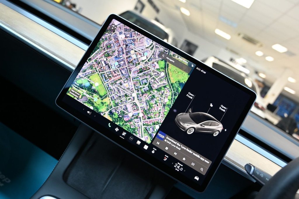 Used Tesla Model 3 2021 for sale - 77249825: Photo 24