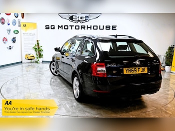 Used Skoda Octavia 2019 for sale - 77614101: Photo