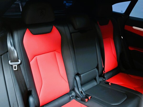 Used Lamborghini Urus 2019 for sale - 69055760: Photo 18