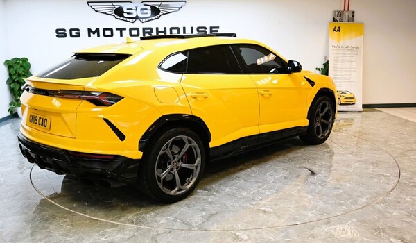 Used Lamborghini Urus 2019 for sale - 69055760: Photo 35