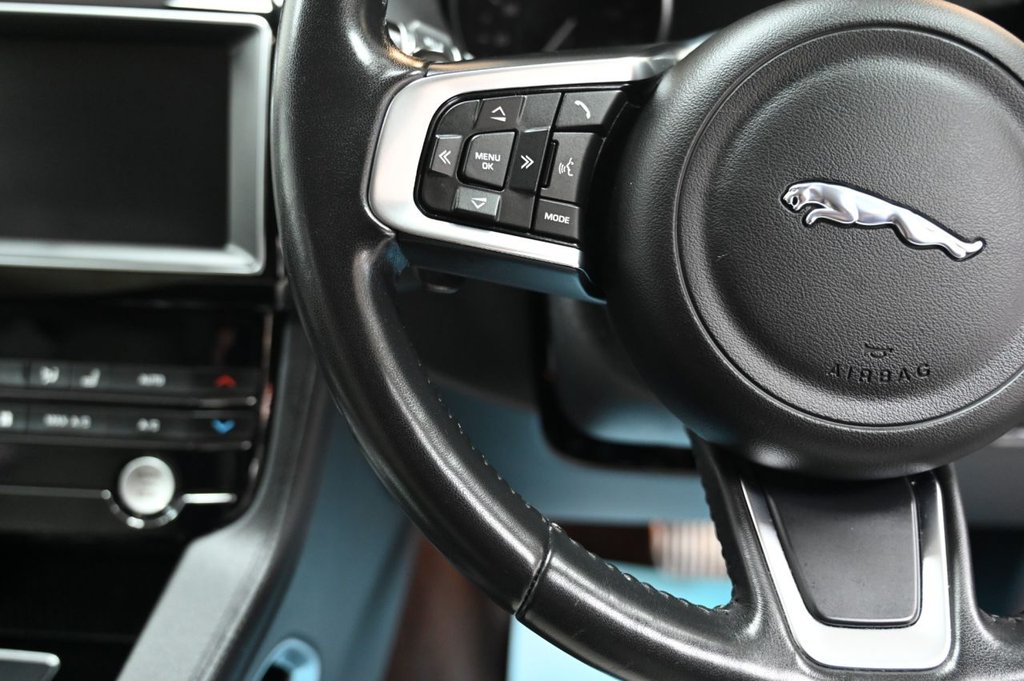 Used Jaguar F-Pace 2019 for sale - 77614184: Photo 29