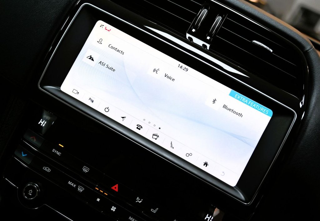 Used Jaguar F-Pace 2019 for sale - 77614184: Photo 35