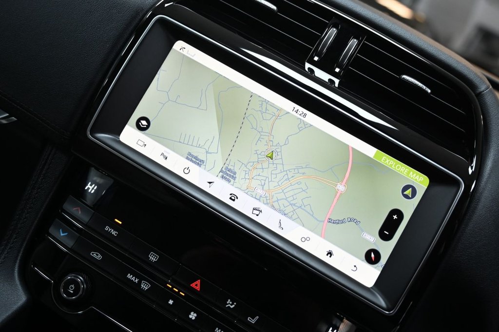 Used Jaguar F-Pace 2019 for sale - 77614184: Photo 5