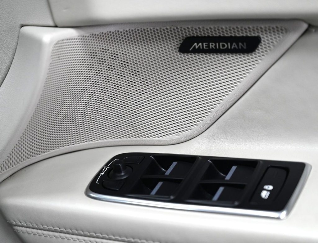 Used Jaguar XF 2017 for sale - 77680738: Photo 20