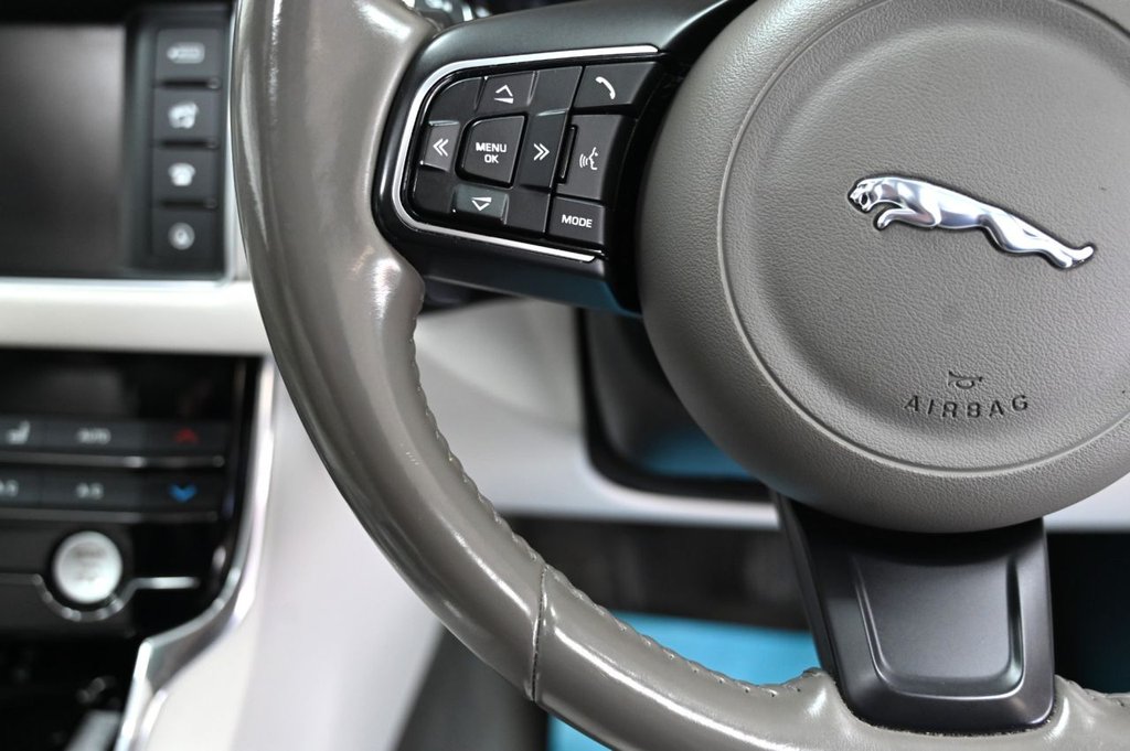 Used Jaguar XF 2017 for sale - 77680738: Photo 31