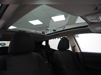 Used Nissan Qashqai 2015 for sale - 75602468: Photo