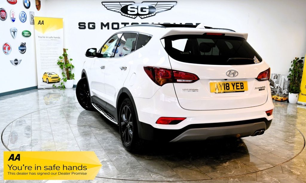 Used Hyundai Santa Fe 2018 for sale - 77885082: Photo 2