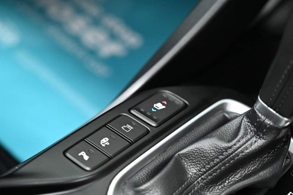 Used Hyundai Santa Fe 2018 for sale - 77885082: Photo 20