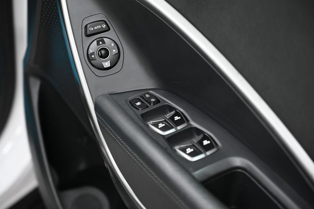 Used Hyundai Santa Fe 2018 for sale - 77885082: Photo 22