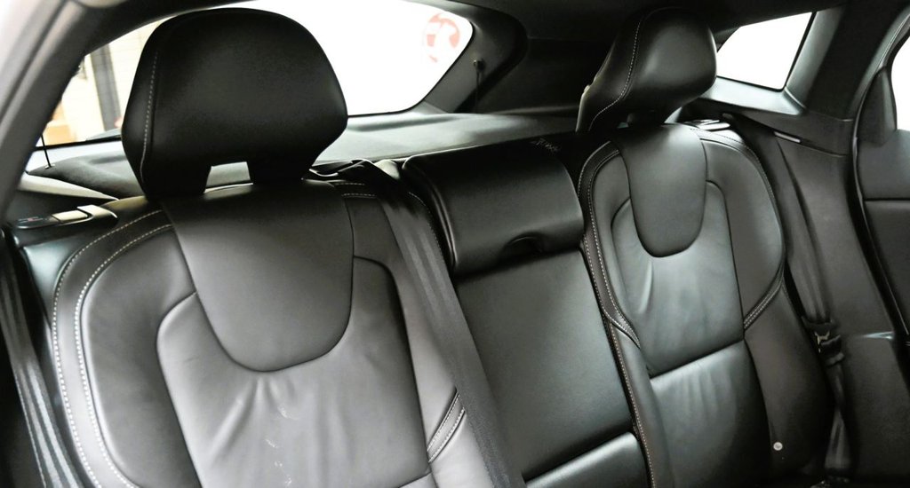 Used Volvo V40 2018 for sale - 76668165: Photo 20