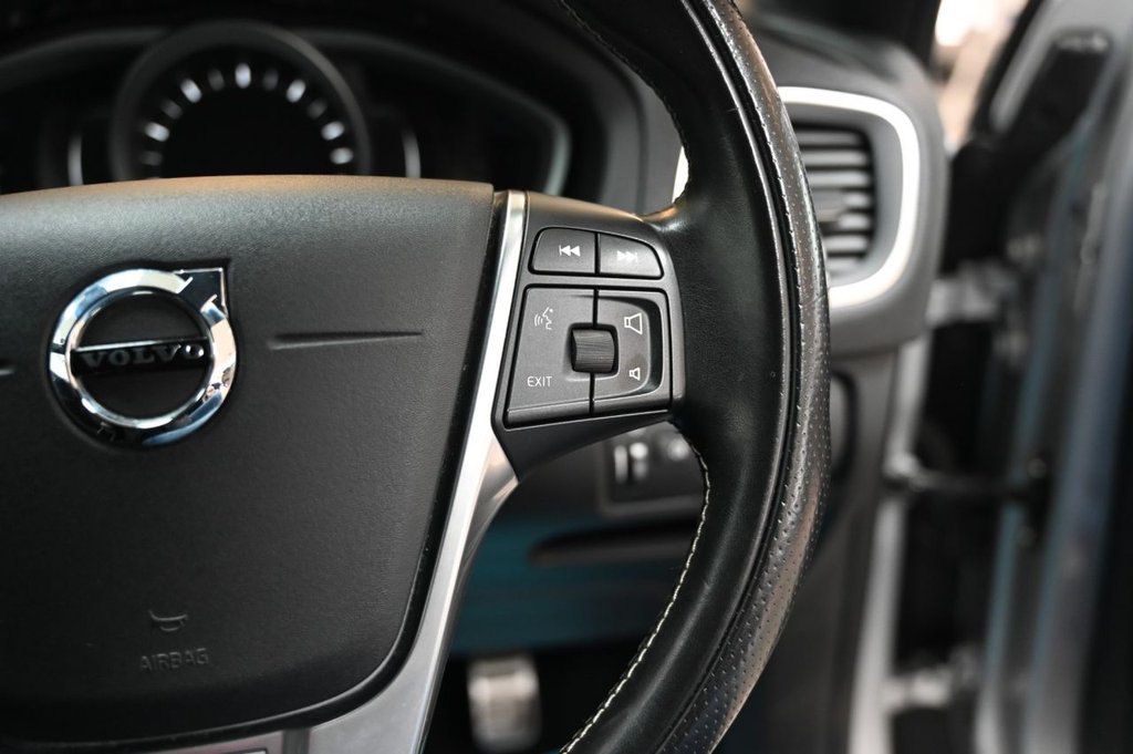 Used Volvo V40 2018 for sale - 76668165: Photo 22