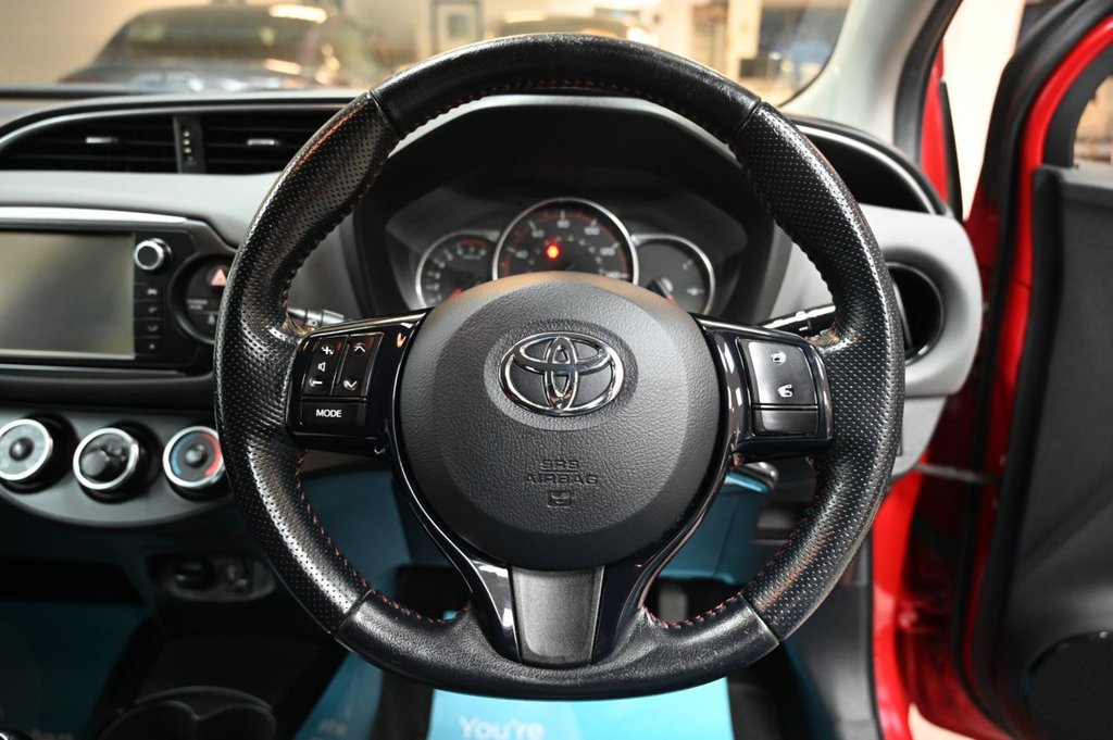 Used Toyota Yaris 2015 for sale - 77067584: Photo 16
