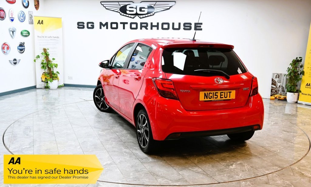 Used Toyota Yaris 2015 for sale - 77067584: Photo 2