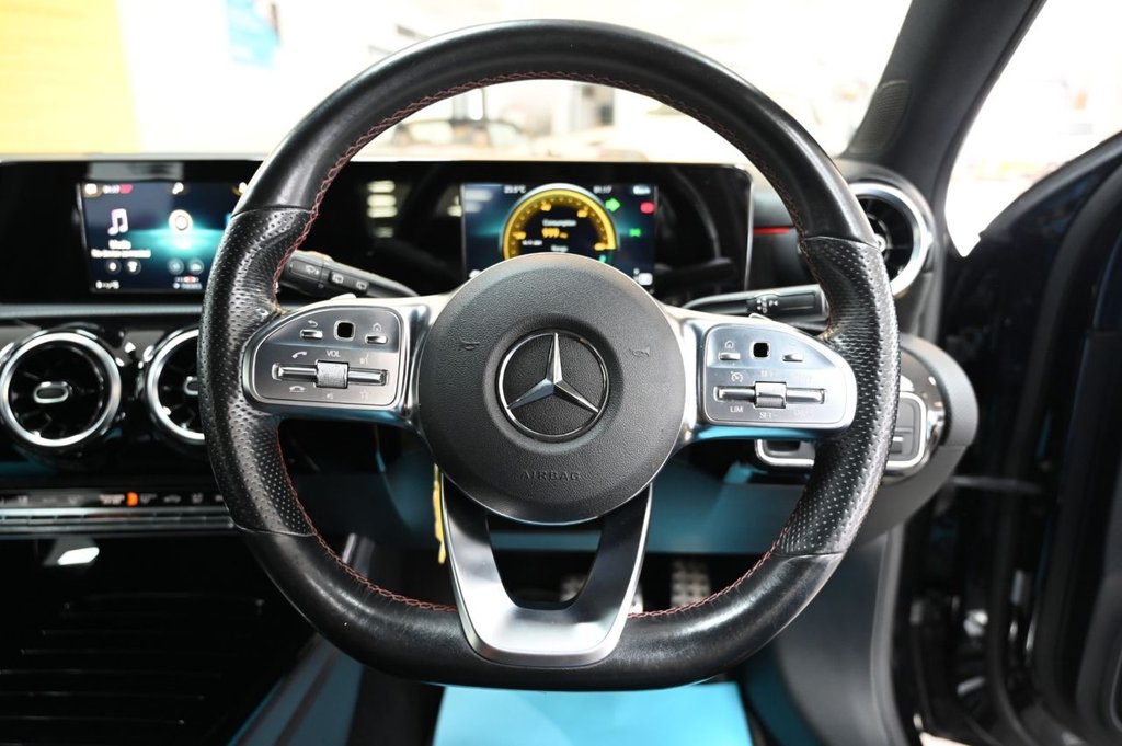 Used Mercedes-Benz A-Class 2018 for sale - 76586632: Photo 11