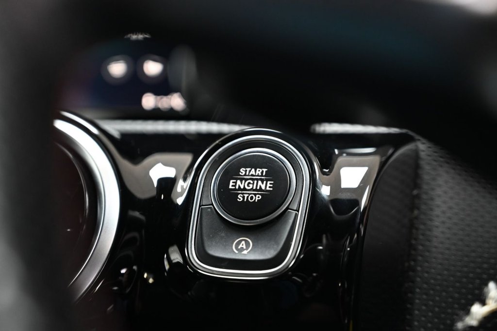 Used Mercedes-Benz A-Class 2018 for sale - 76586632: Photo 16