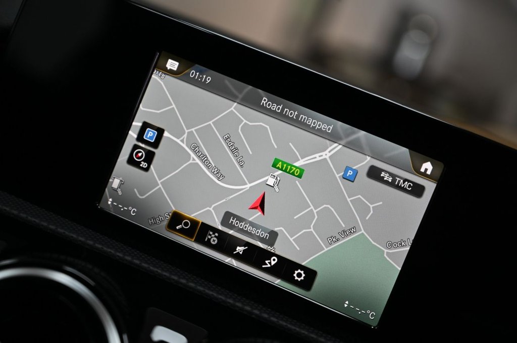 Used Mercedes-Benz A-Class 2018 for sale - 76586632: Photo 5