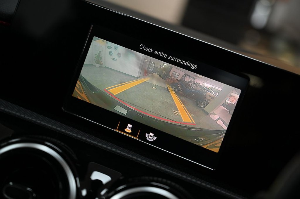 Used Mercedes-Benz A-Class 2018 for sale - 76586632: Photo 6