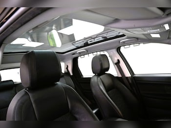 Used Land Rover Discovery Sport 2017 for sale - 78387295: Photo