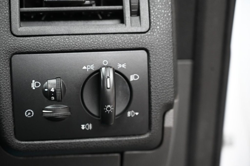 Used Ford Kuga 2011 for sale - 77799817: Photo 18