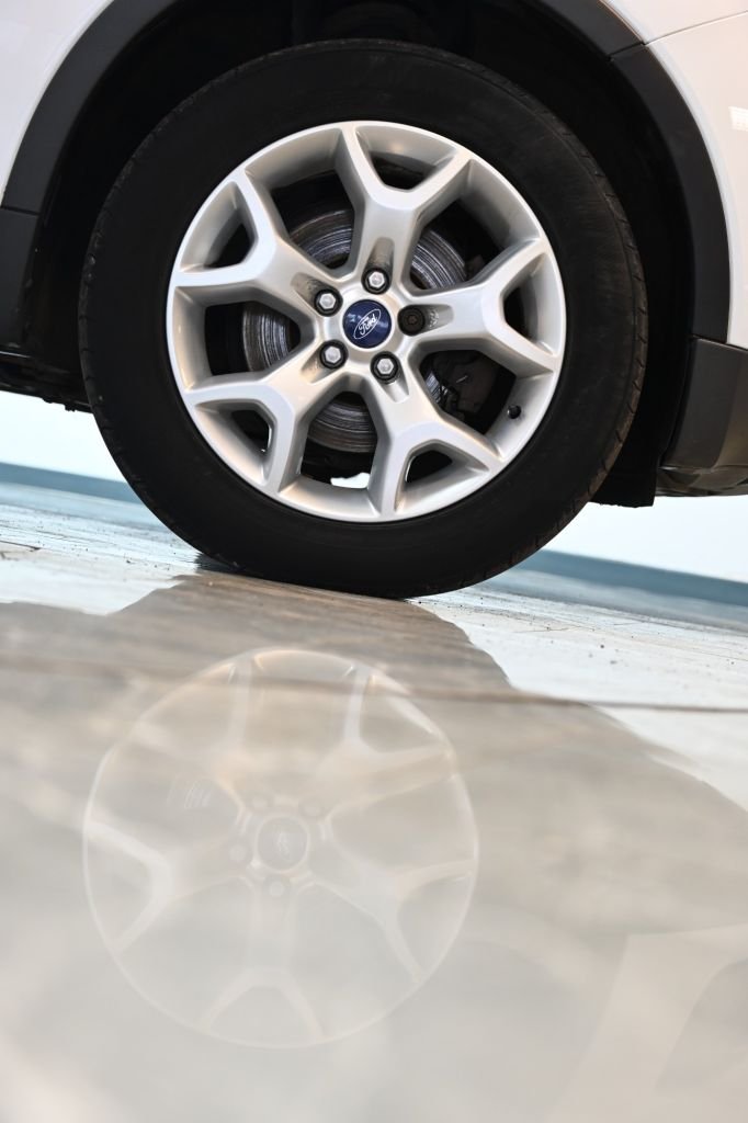 Used Ford Kuga 2011 for sale - 77799817: Photo 22