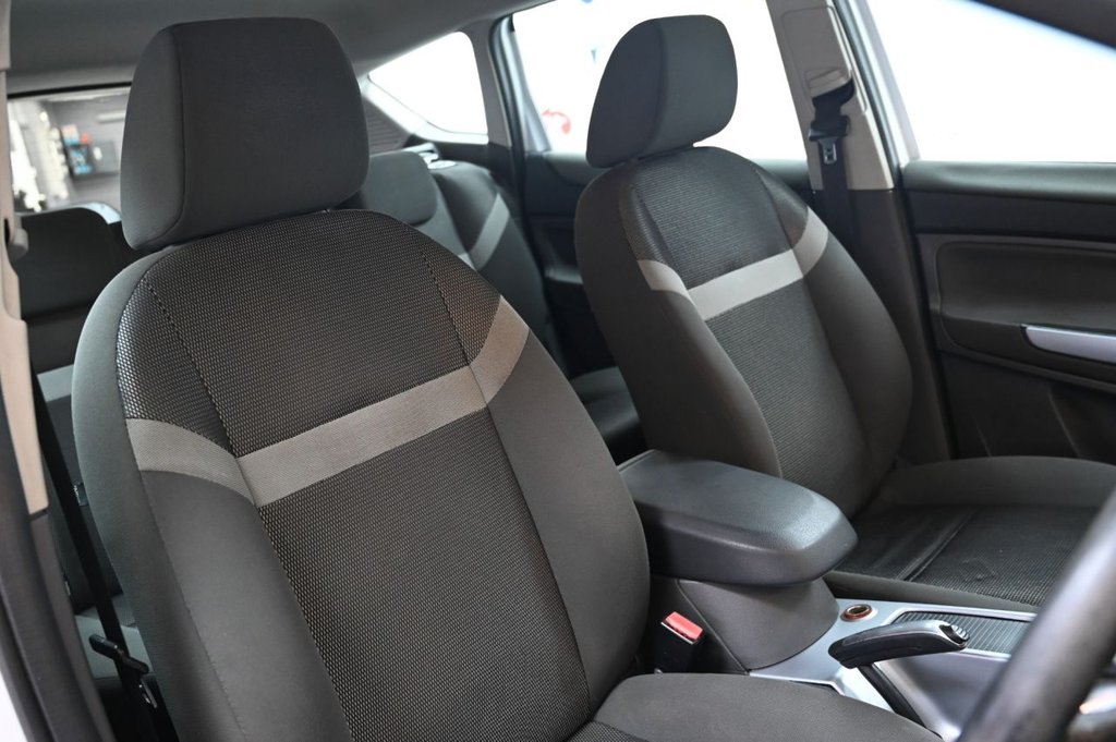 Used Ford Kuga 2011 for sale - 77799817: Photo 4