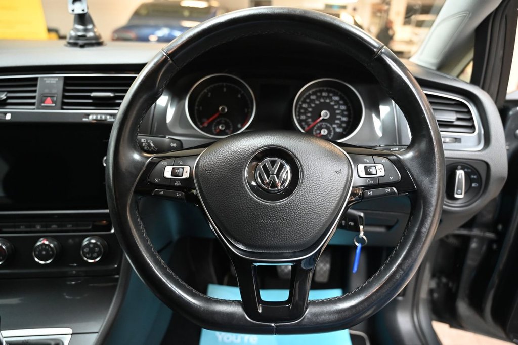 Used Volkswagen Golf 2018 for sale - 76586687: Photo 11
