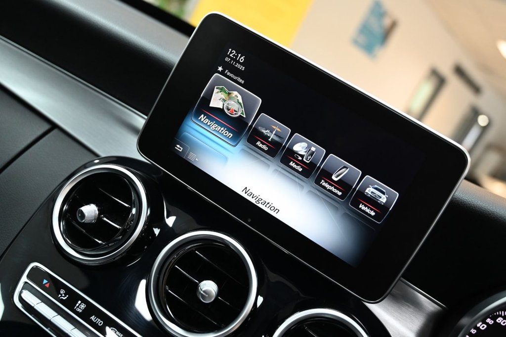 Used Mercedes-Benz C Class 2018 for sale - 76520387: Photo 13