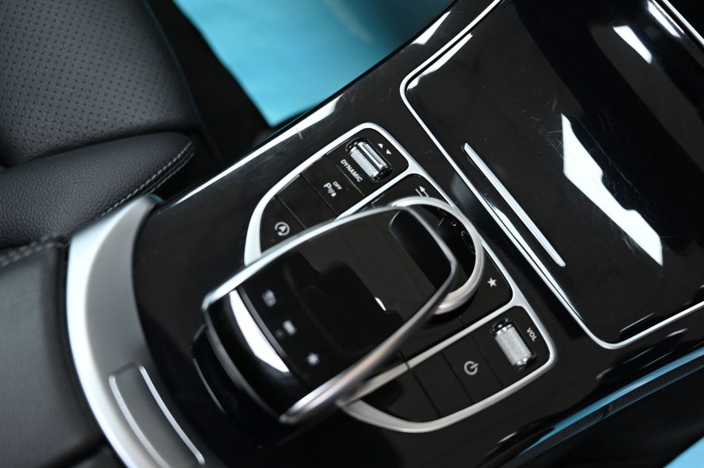 Used Mercedes-Benz C Class 2018 for sale - 76520387: Photo 16