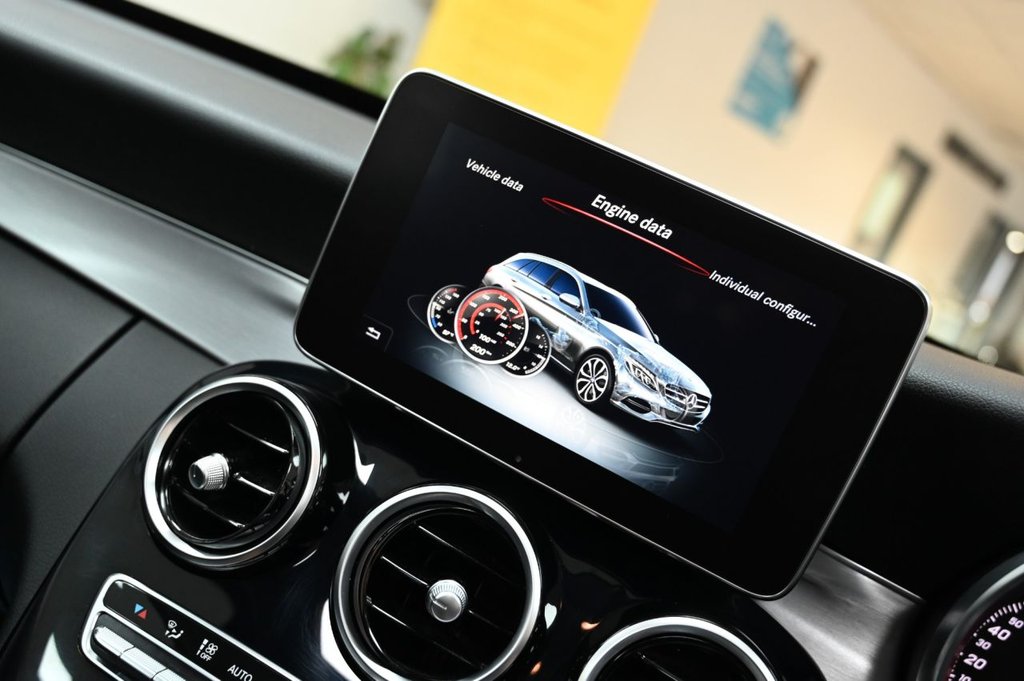 Used Mercedes-Benz C Class 2018 for sale - 76520387: Photo 25