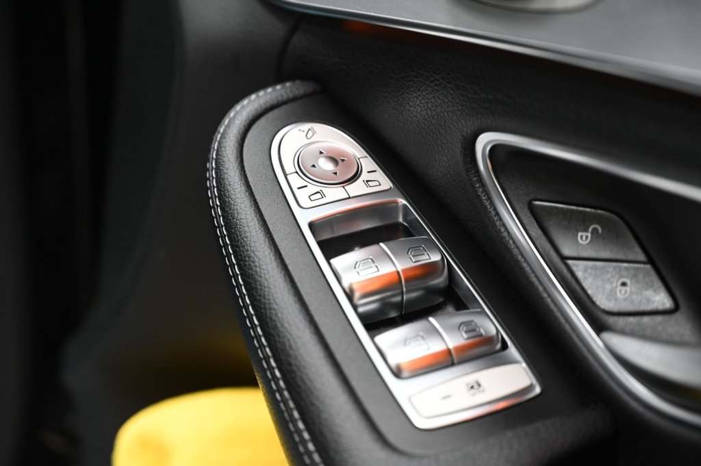 Used Mercedes-Benz C Class 2018 for sale - 76520387: Photo 28