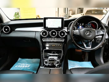 Used Mercedes-Benz C Class 2018 for sale - 76520387: Photo