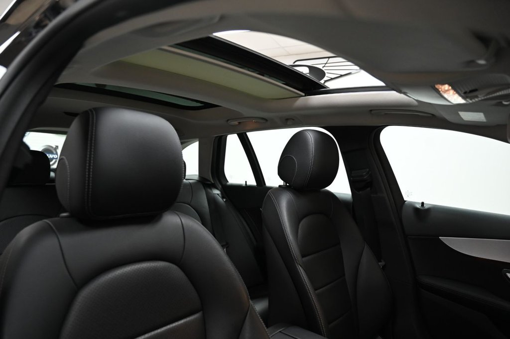 Used Mercedes-Benz C Class 2018 for sale - 76520387: Photo 6