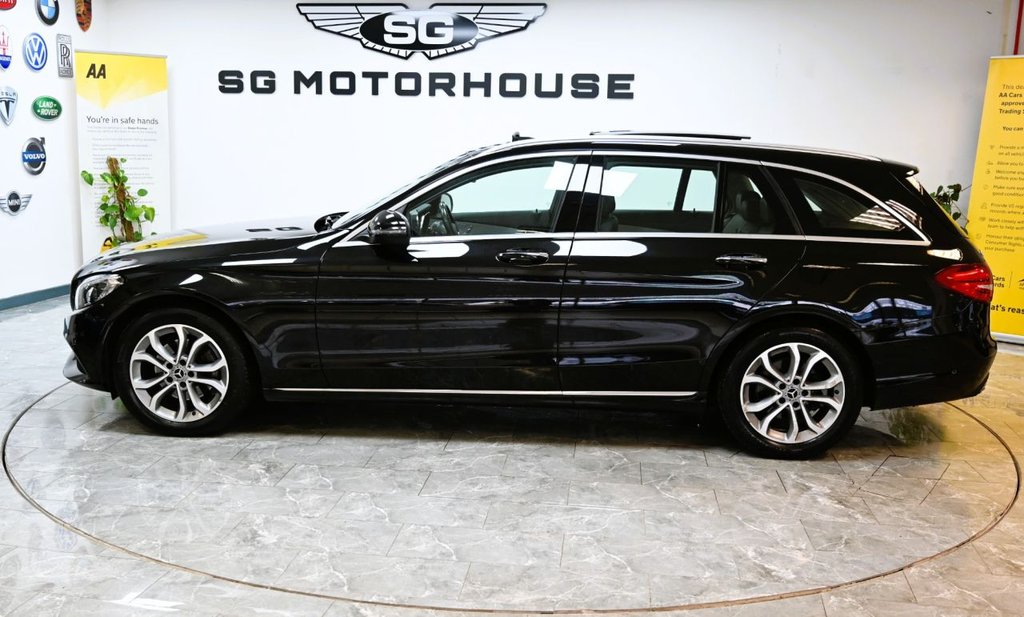 Used Mercedes-Benz C Class 2018 for sale - 76520387: Photo 9