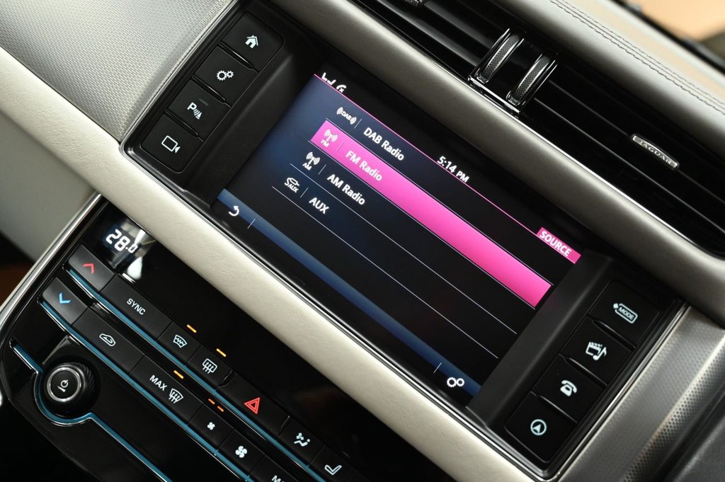 Used Jaguar XF 2016 for sale - 76977501: Photo 19