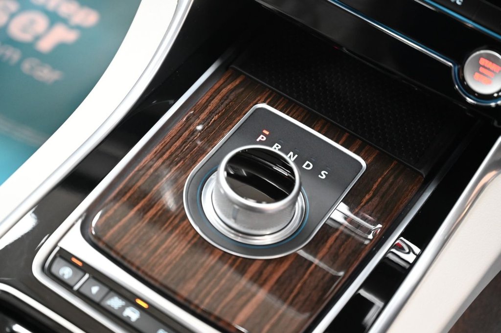 Used Jaguar XF 2016 for sale - 76977501: Photo 20