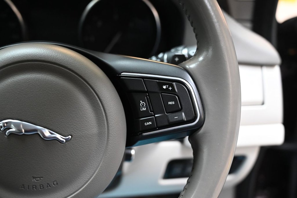 Used Jaguar XF 2016 for sale - 76977501: Photo 23