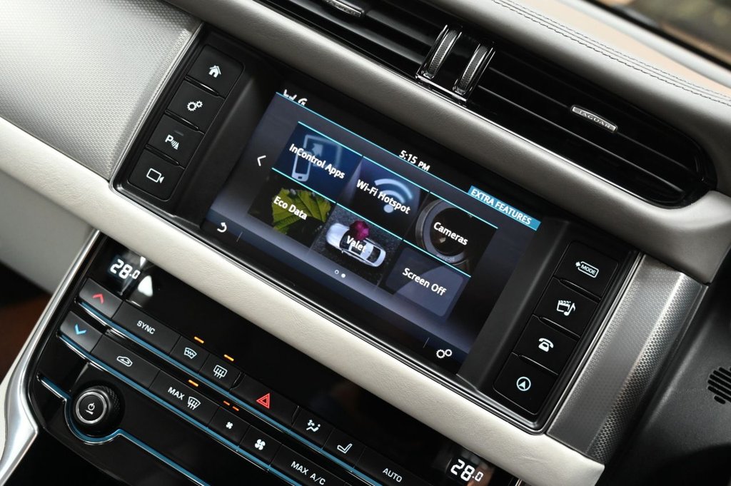 Used Jaguar XF 2016 for sale - 76977501: Photo 24