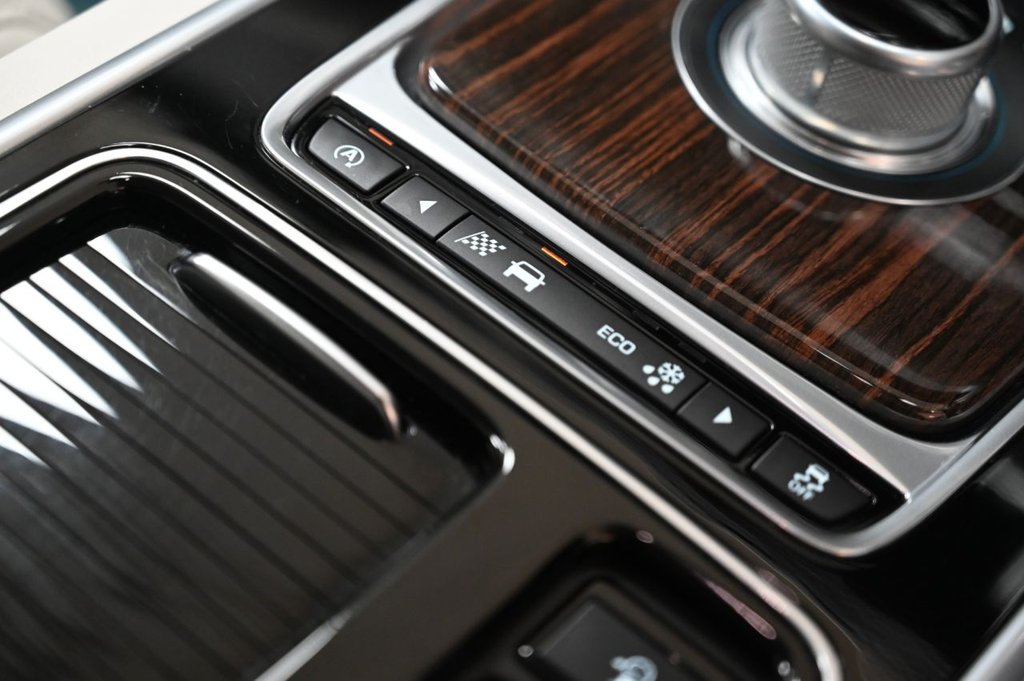 Used Jaguar XF 2016 for sale - 76977501: Photo 25