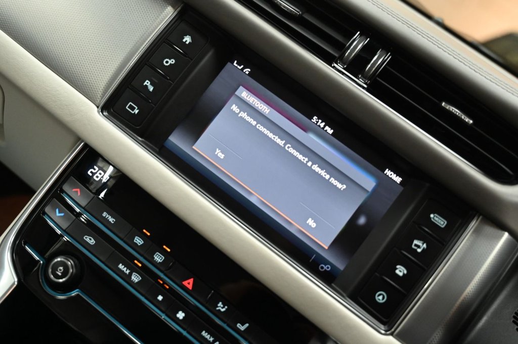 Used Jaguar XF 2016 for sale - 76977501: Photo 28