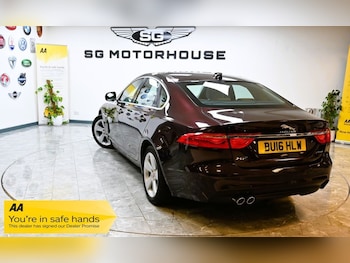 Used Jaguar XF 2016 for sale - 76977501: Photo