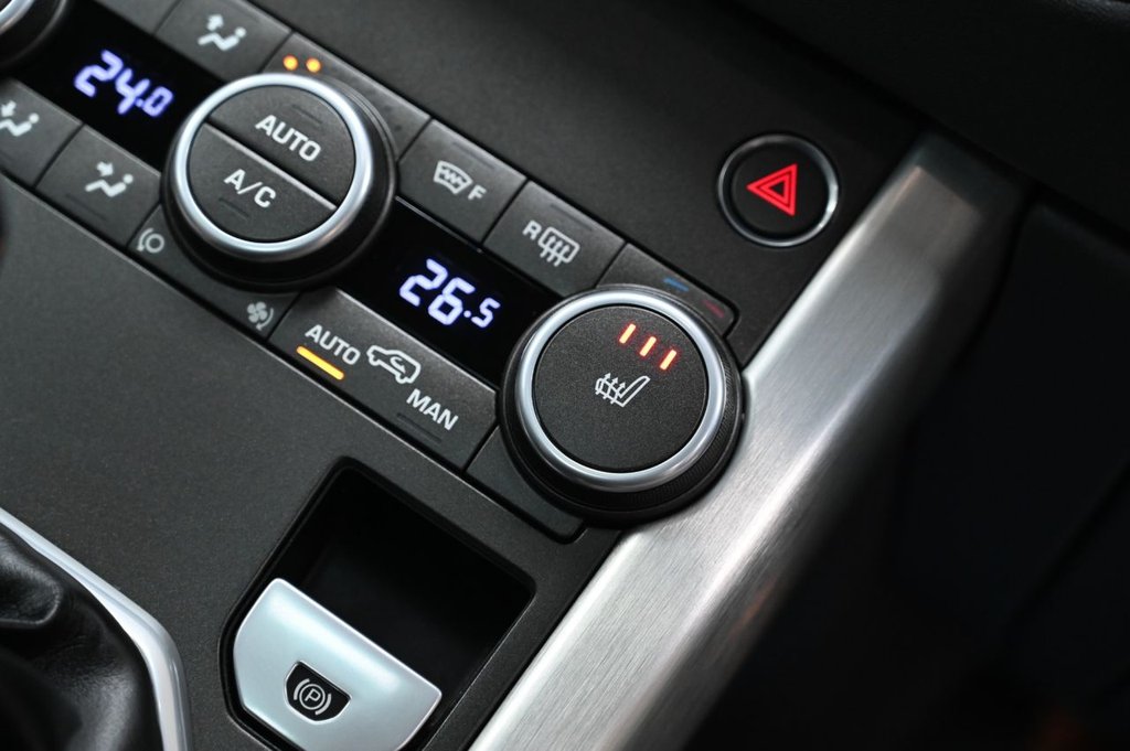 Used Land Rover Range Rover Evoque 2015 for sale - 77256125: Photo 12